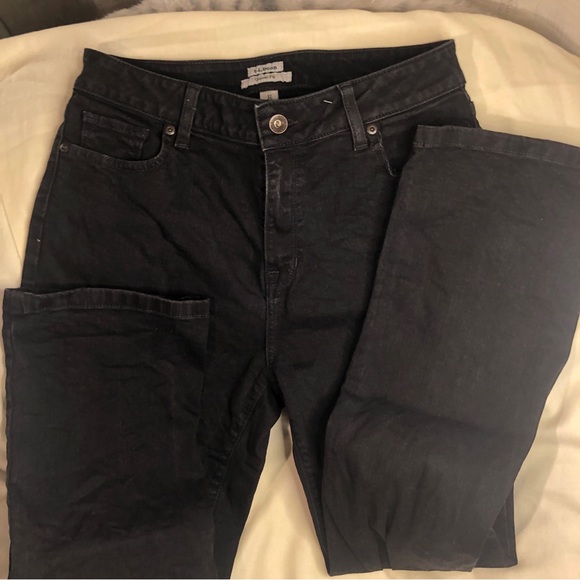 LL Bean classic fit jean. Size 12. EUC - Picture 2 of 5